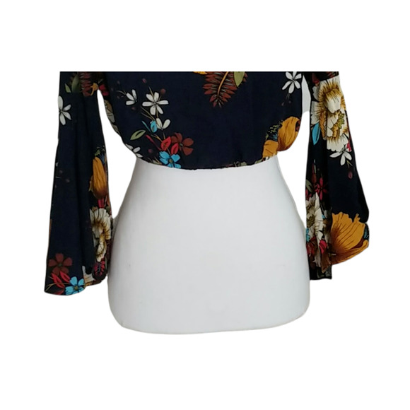Bohemian floral print, Off shoulder, Crop top - Size M - Picture 3 of 3